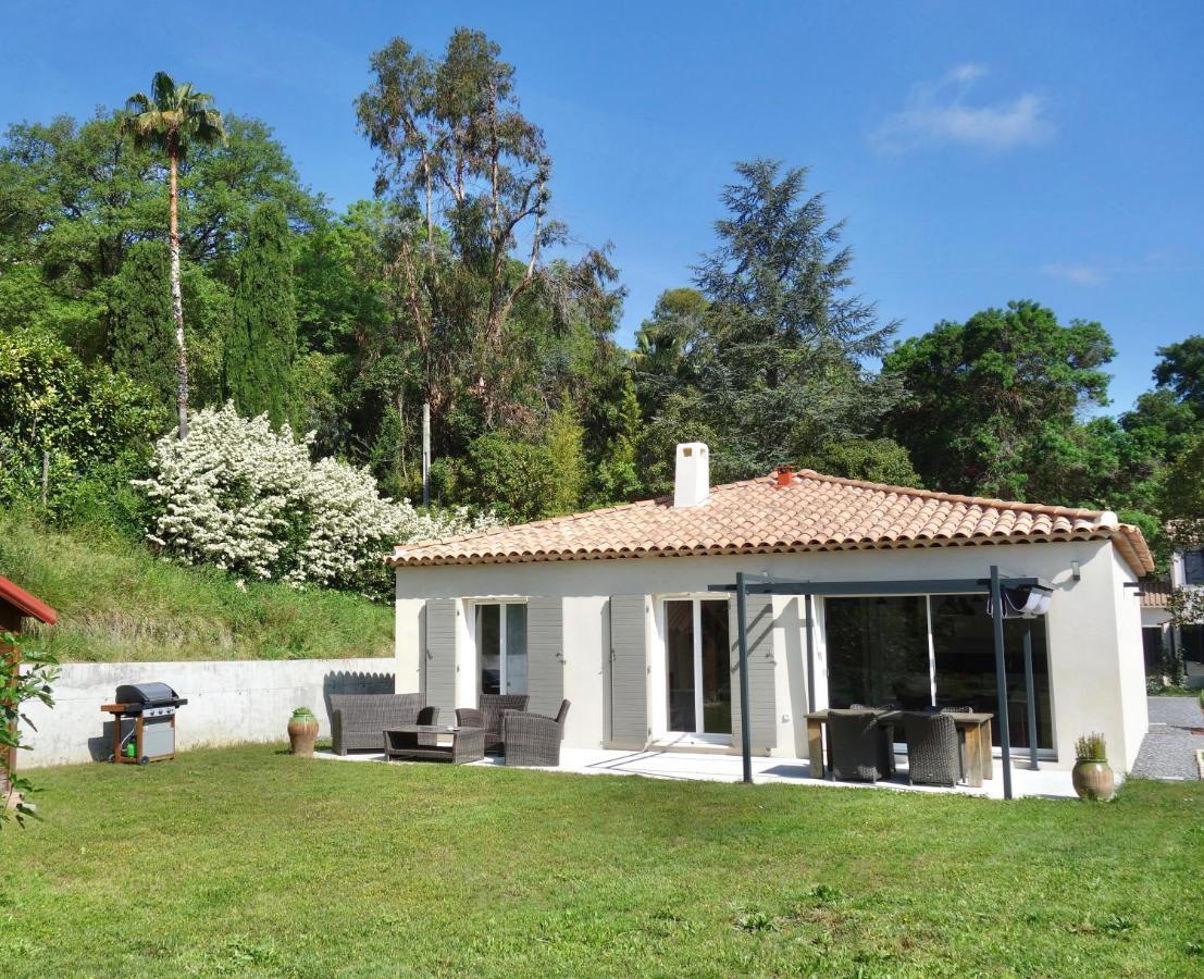 Les Yuccas -Maison Neuve Avec Un Jardin A Saint Paul De Vence Exterior photo